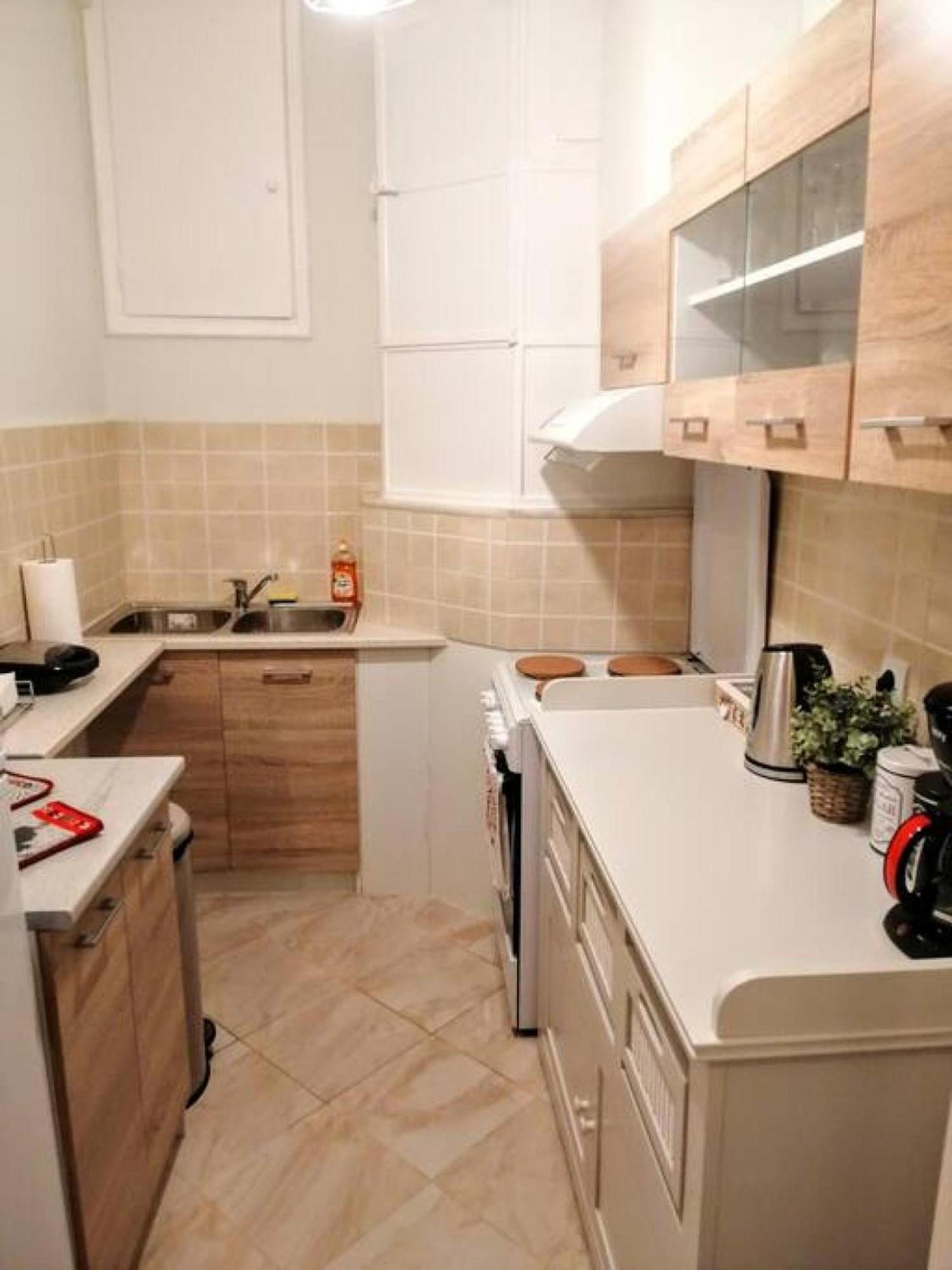Comfortable Apartment In Acropolis Athens Exterior photo